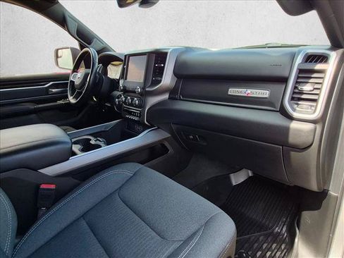Used 2022 RAM 1500 Lone Star AWD/4WD image 18