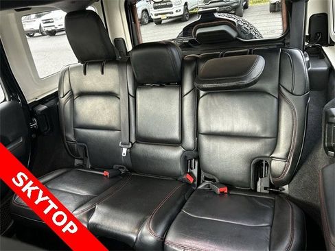 Certified 2021 Jeep Wrangler Unlimited Rubicon image 23