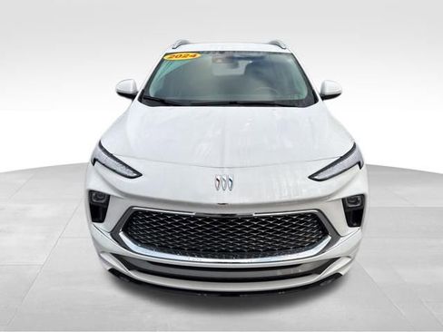 Used 2024 Buick Encore GX Avenir w/ Avenir Convenience Package image 2