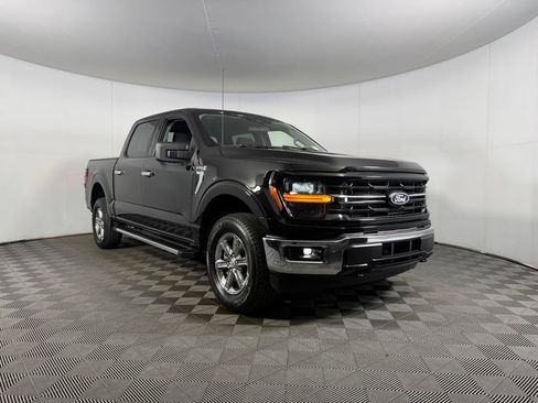 Used 2025 Ford F150 XLT w/ Equipment Group 301A Standard AWD/4WD image 3