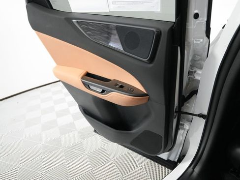 Certified 2025 Lexus NX 250 FWD w/ Premium Package image 14