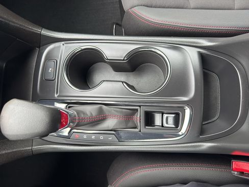 Certified 2023 Chevrolet Equinox RS FWD image 22