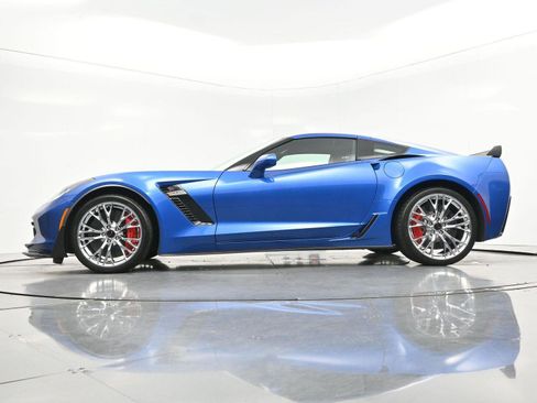 Used 2016 Chevrolet Corvette Z06 w/ 3LZ Preferred Equipment Group RWD image 51