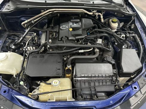 Used 2009 MAZDA MX-5 Miata Grand Touring RWD image 20