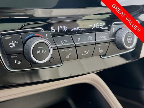 Used 2022 BMW X1 xDrive28i AWD/4WD image 16