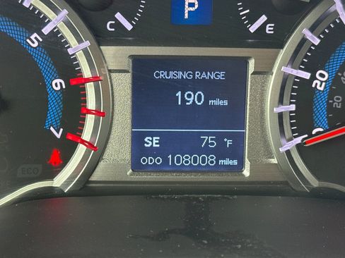Used 2019 Toyota 4Runner SR5 AWD/4WD image 22