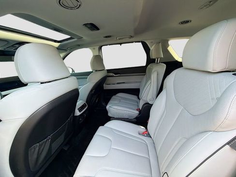 Used 2025 Hyundai Palisade SEL AWD/4WD image 24