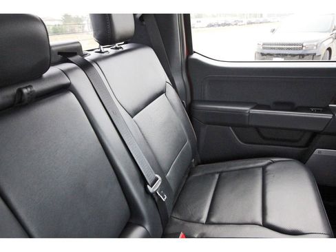 Used 2023 Ford F150 Lariat w/ Trailer Tow Package image 15