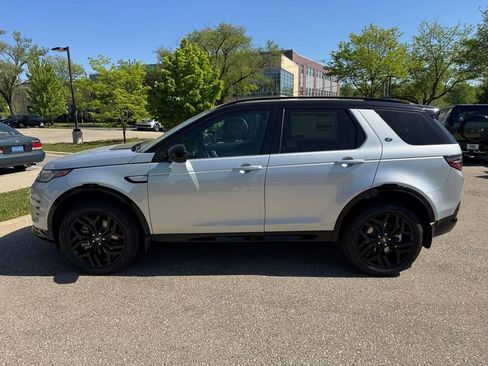 New 2026 Land Rover Discovery Sport Landmark AWD/4WD image 2