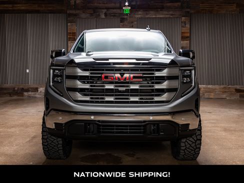 Used 2024 GMC Sierra 1500 SLE w/ Preferred Package image 4