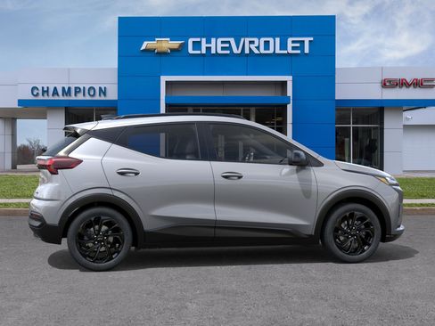 New 2027 Chevrolet Bolt RS FWD image 5
