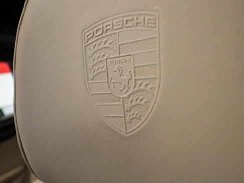 Used 2023 Porsche Macan S image 15