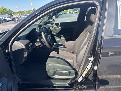 Used 2023 Honda Civic Sport image 8
