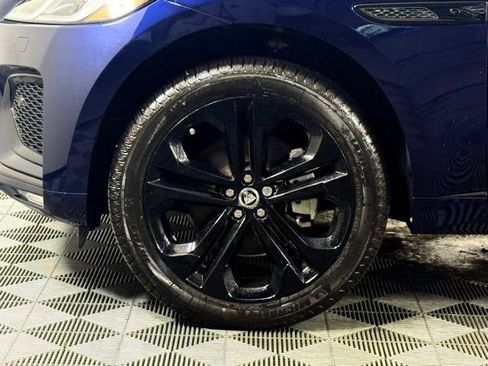 New 2025 Jaguar F-PACE R-Dynamic S image 14