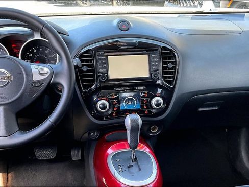 Used 2016 Nissan Juke SV w/ Technology Package FWD image 8