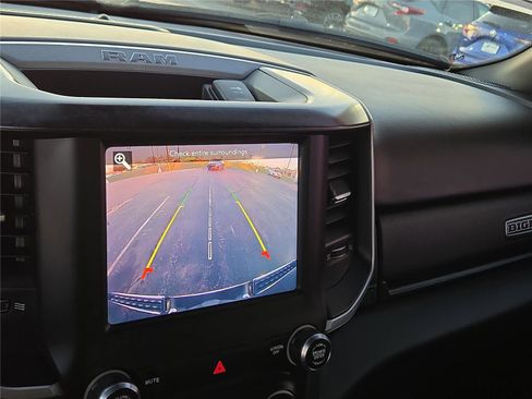 Used 2019 RAM 1500 Big Horn image 8