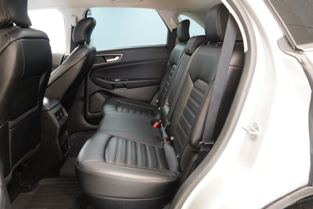 Used 2019 Ford Edge SEL w/ Equipment Group 201A AWD/4WD image 26
