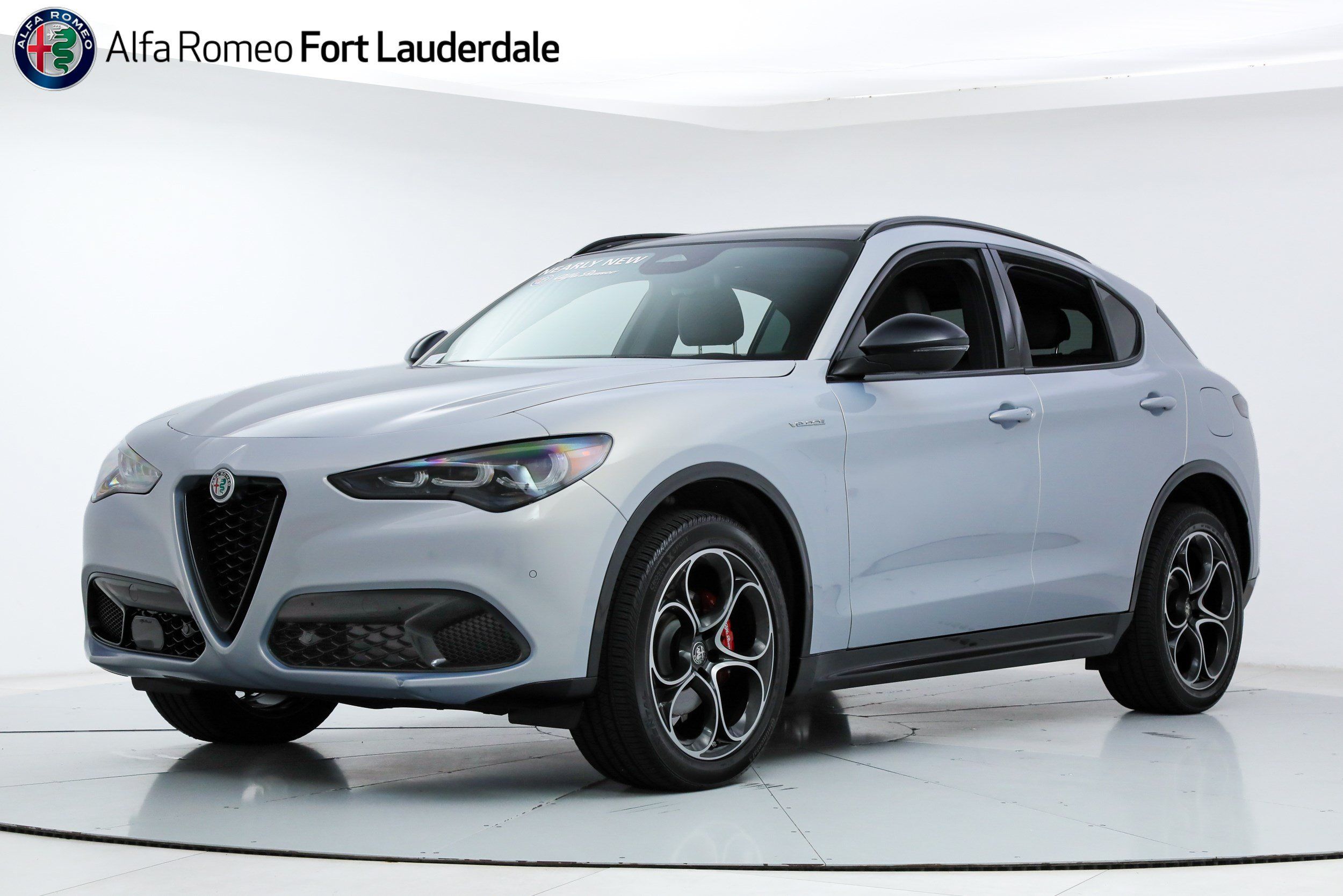 New 2025 Alfa Romeo Stelvio Sprint w/ Veloce Package AWD/4WD image 1