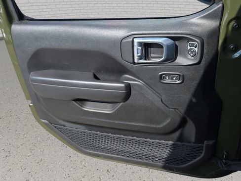 Used 2022 Jeep Wrangler Unlimited Sport AWD/4WD image 26