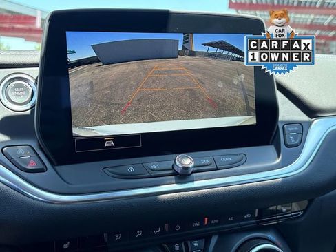 Used 2025 Chevrolet Blazer LT FWD image 23