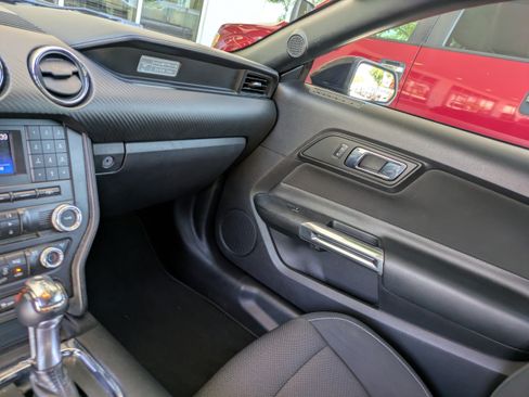 Used 2015 Ford Mustang Convertible w/ Equipment Group 051A RWD image 17