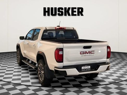 Certified 2025 GMC Canyon Denali AWD/4WD image 5