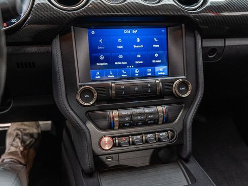 Used 2022 Ford Mustang Shelby GT500 w/ Carbon Fiber Track Pack image 84