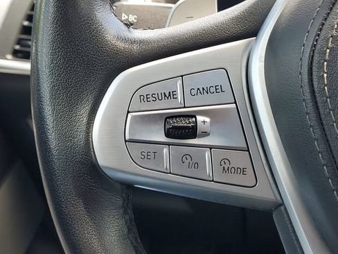Used 2024 BMW X7 xDrive40i w/ Premium Package AWD/4WD image 21