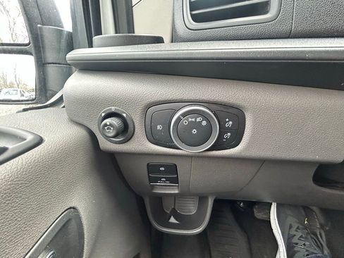 Used 2024 Ford Transit 250 Low Roof w/ Exterior Upgrade Package RWD image 24