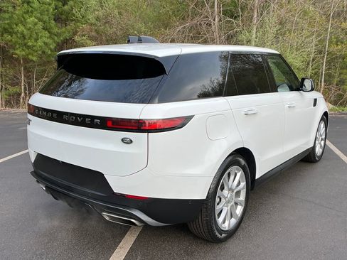Used 2023 Land Rover Range Rover Sport SE AWD/4WD image 5