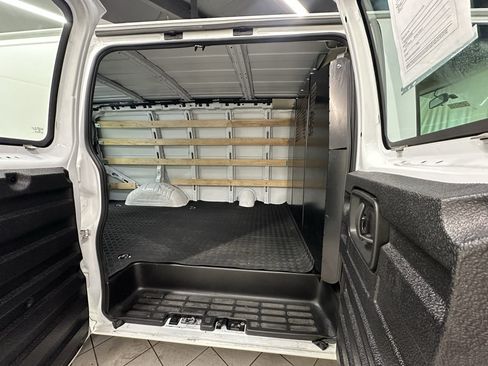 Used 2025 GMC Savana 2500 w/ Driver Convenience Package RWD image 18