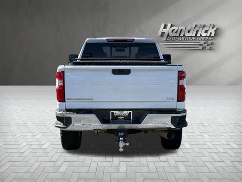 Used 2022 Chevrolet Silverado 2500 LTZ AWD/4WD image 10