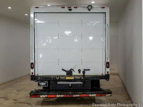 Used 2022 GMC Savana 3500 w/ Power Convenience Package RWD image 6