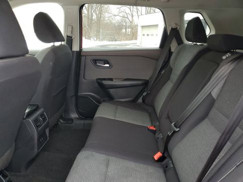 Used 2023 Nissan Rogue SV image 21