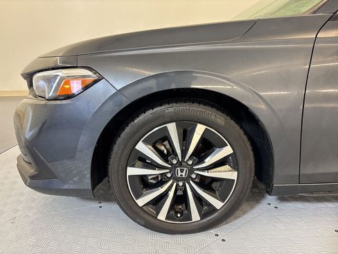 Used 2024 Honda Civic EX-L image 11