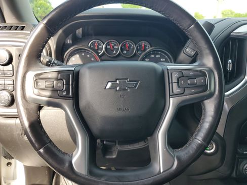 Used 2022 Chevrolet Silverado 1500 LT Trail Boss w/ Safety Package AWD/4WD image 24