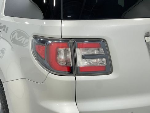 Used 2015 GMC Acadia Denali image 36