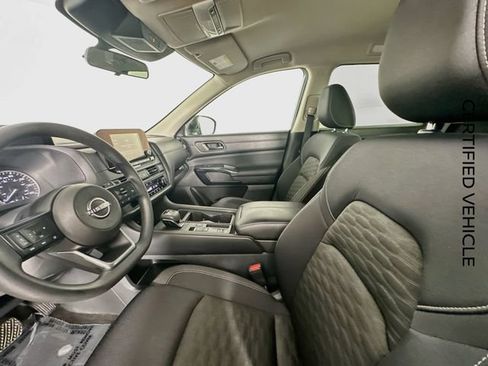 Certified 2023 Nissan Pathfinder S FWD image 20