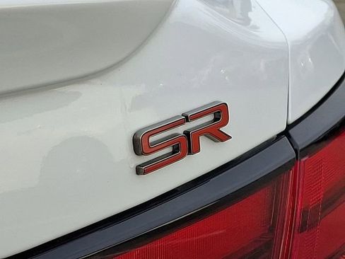 Used 2025 Nissan Sentra SR w/ SR Premium Package image 30