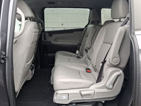 Certified 2019 Honda Odyssey Touring image 10