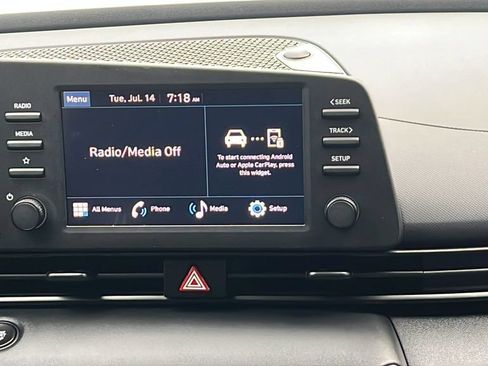 Used 2025 Hyundai Elantra Sport w/ Cargo Package FWD image 13