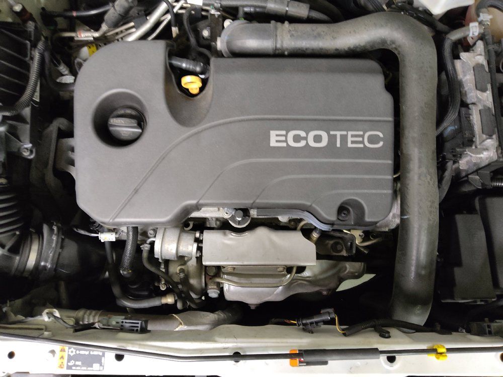 Used 2021 Chevrolet Equinox LS FWD image 30
