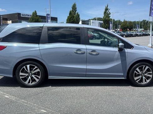 Used 2023 Honda Odyssey Touring image 4