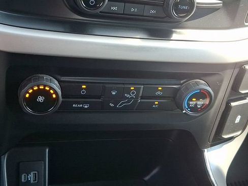 Certified 2021 Ford F150 XLT AWD/4WD image 16