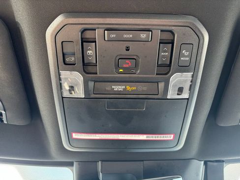 Used 2024 Toyota Sequoia Capstone AWD/4WD image 17