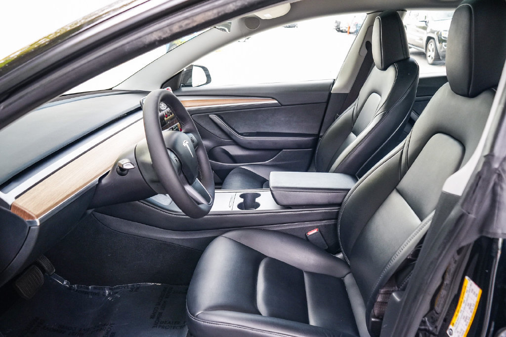 Used 2023 Tesla Model 3 Standard Range RWD image 17