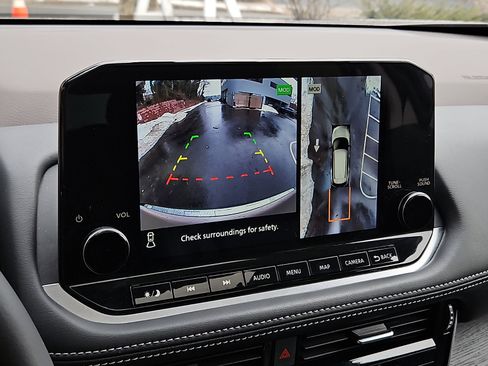 Certified 2023 Nissan Rogue Platinum w/ Platinum Premium Package image 19