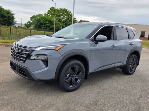 New 2026 Nissan Rogue SV FWD image 3
