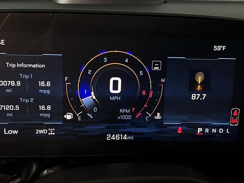 Used 2025 Chevrolet Tahoe Z71 image 18