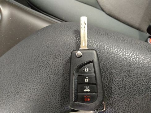 Used 2023 Toyota Camry LE image 32